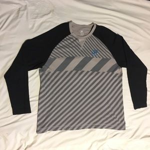 Long sleeve Nike shirts